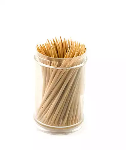 Zahnstocher (um Die Hähnchenschnitzel Zusammenzuhalten)