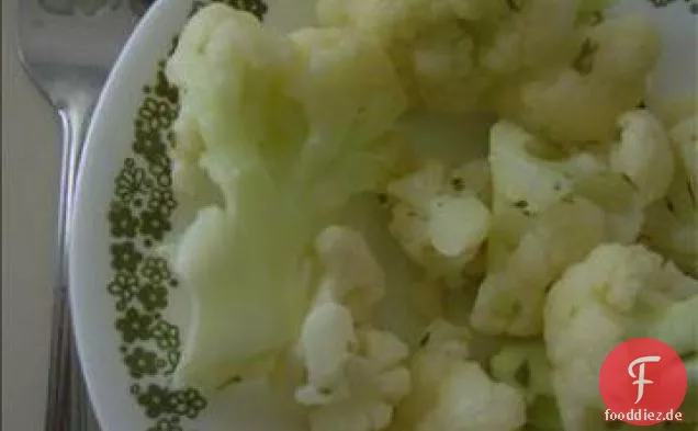 Blumenkohl in einem Mantel (gekleidet)