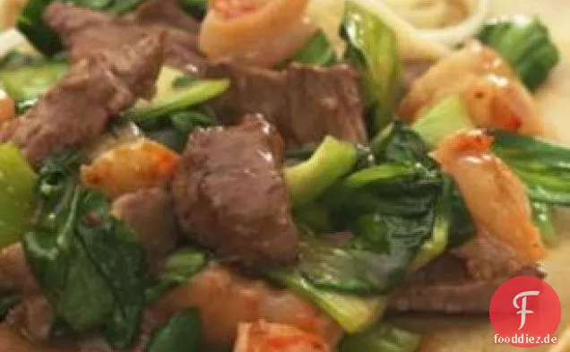 Würziges Rindfleisch mit Garnelen & Bok Choy