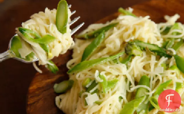 Angel Hair Pasta mit grüner Knoblauchcremesauce Rezept