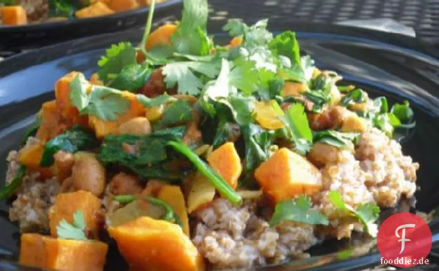 Süßkartoffel-Curry Mit Spinat und Kichererbsen
