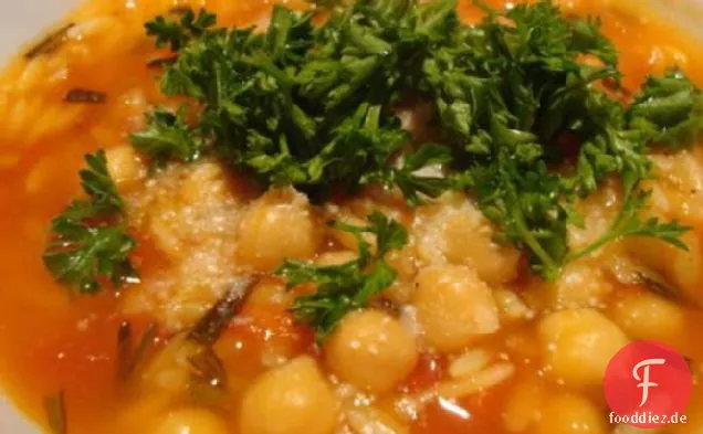 Kichererbsen-Orzo-Suppe