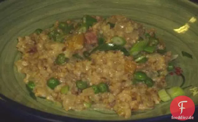 Cremiges Erbsen- und Schnittlauch-Perlgerstenrisotto (fettreduziert)