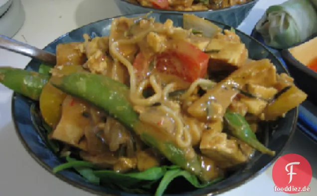 Tempeh Cashew-Nudeln