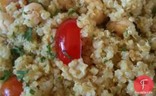 Quinoa mit Kichererbsen und Tomaten