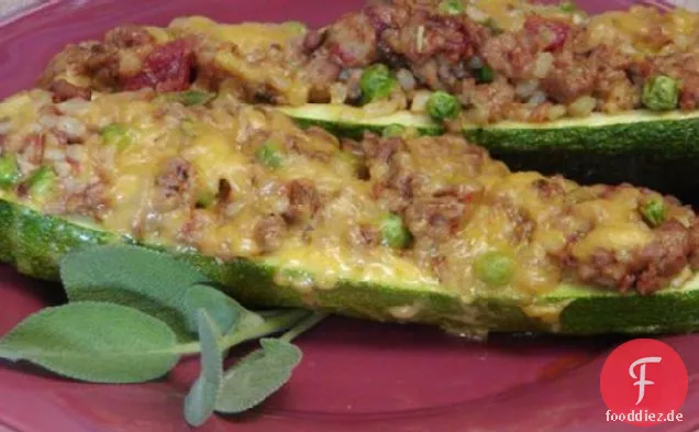 Gefüllte Zucchini