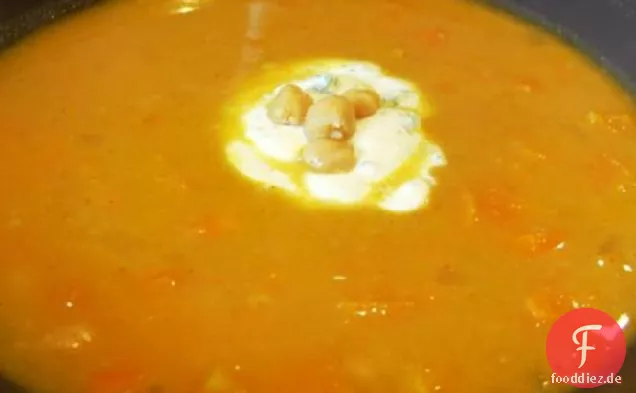 Marokkanische Süßkartoffel-Kichererbsensuppe