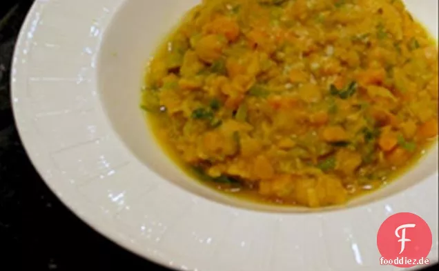 Feldgemüse und gegrillter Gemüsesalat mit Senfkräuterdressing