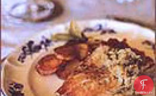 Gebratener Barsch mit Kartoffeln, Zwiebeln und Fenchel