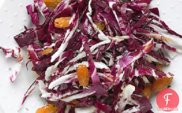 Radicchio-Salat mit Goldenen Rosinen