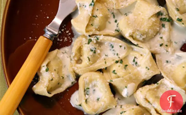 Ricotta-Mangold-Tortelloni mit Gorgonzola-Sauce