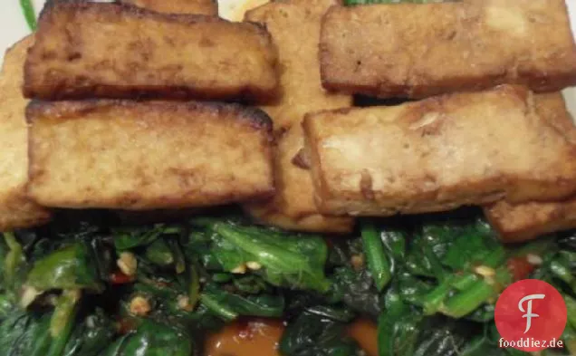 Tofu und Mangold-Stacks