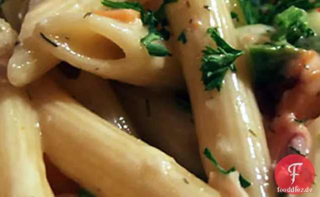Penne mit würziger Wurst und Mangold