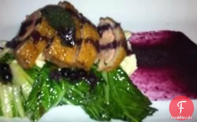 Pan-gebratene Entenbrust mit Blaubeersauce