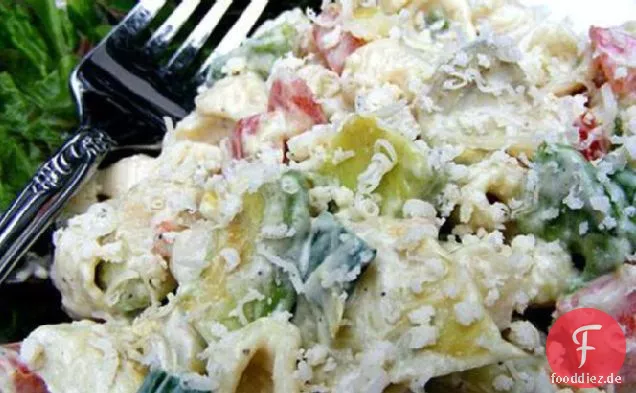 Avocado Caesar Nudelsalat