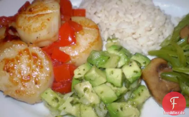 Jakobsmuscheln Mit Avocado-Salsa