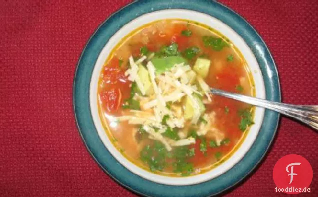 Mexikanische Tortilla Hühnersuppe