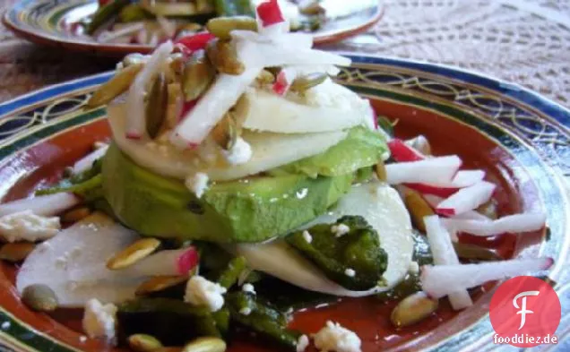Würziger Avocado-Poblano-Salat
