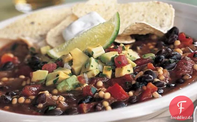 Schnelle Vegetarische Chili mit Avocado-Salsa
