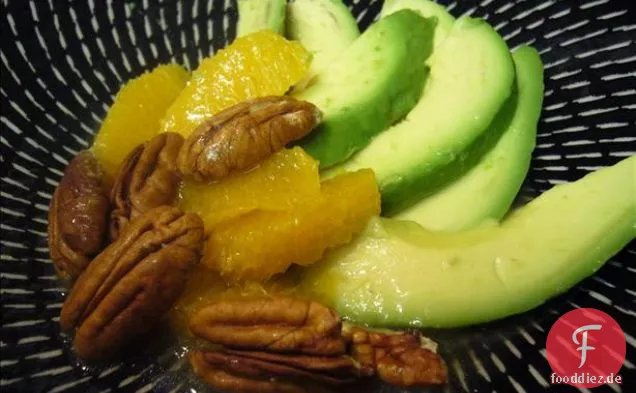 Gekühlte Avocado-Suppe Mit Ingwer und Limette
