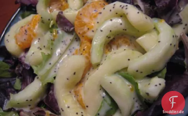 Süßen Mandarine-Gurken-Salat