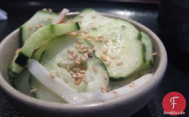 Japanischer Gurkensalat