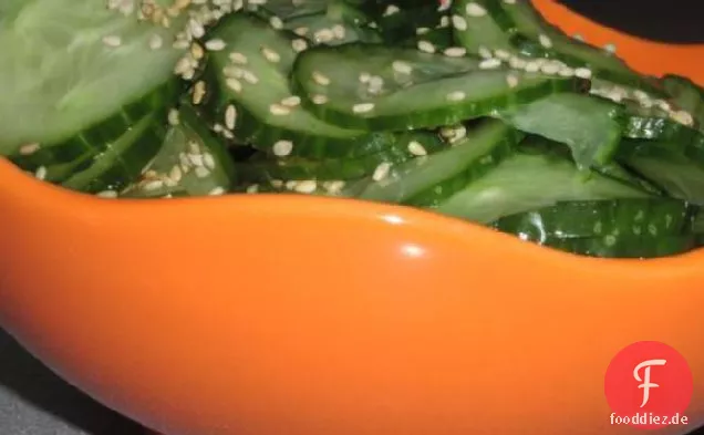 Japanischer Gurkensalat