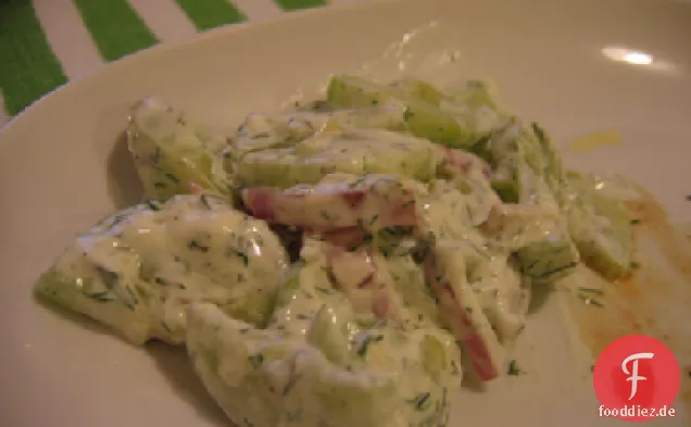 Naher Osten Joghurt Gurkensalat