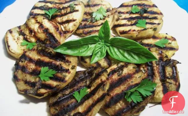 Kraut gegrillte Aubergine (Aubergine)