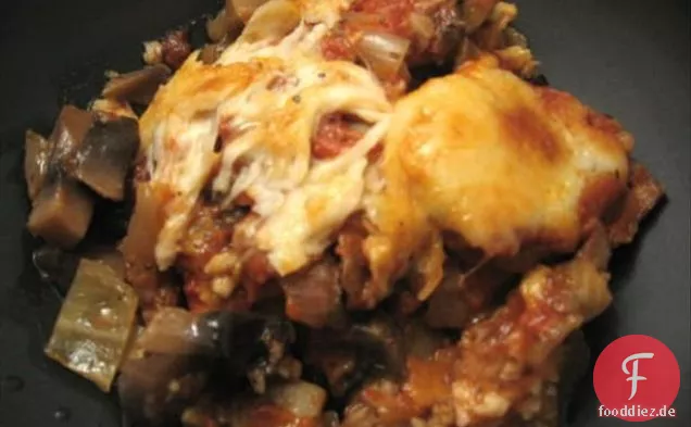 Gegrillte Auberginen Stapeln