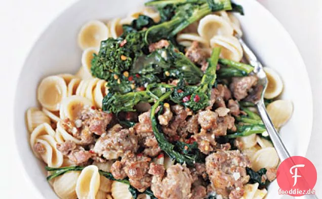 Pasta mit Brokkoli Rabe und Wurst