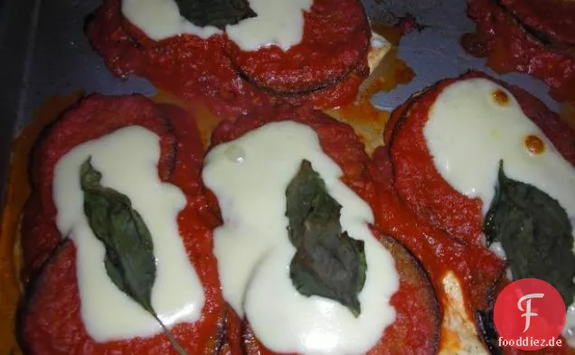 Tomaten und Auberginen (Auberginen) Parmesan