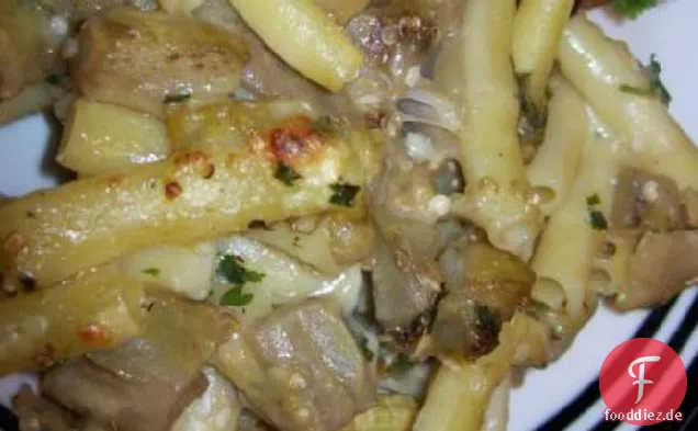 Ziti, Auberginen und Fontina-Gratin