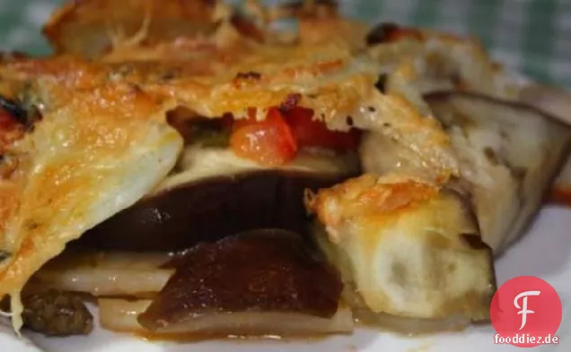 Auberginen-, Kartoffel-, Tomatenauflauf