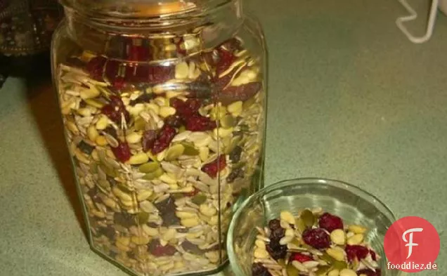 Cranberry-Nuss-Snack-Mix