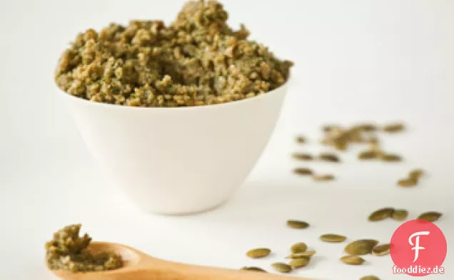 Bohnen, Reis, Squash & Chipotle Kürbiskernpesto