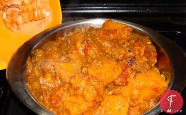 Curry-Kürbis in Tomatensauce