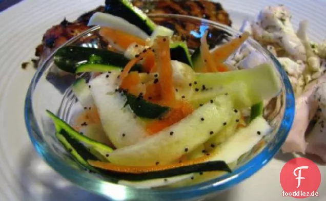 Karotten-Zuke-Salat