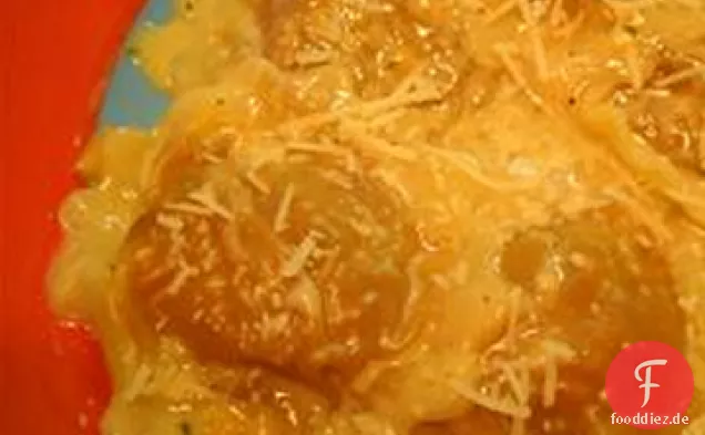 Butternut Squash Ravioli mit Salbei-brauner Buttersauce