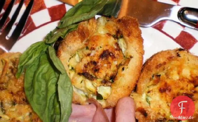 Basilikum-Zucchini-Toast