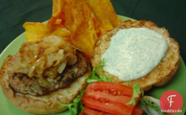 Mesa Burger mit Salbei Aioli und würzigen Chips