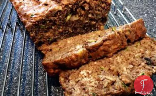 Zucchini Bananen Haferbrot (Low(Er) Carb)