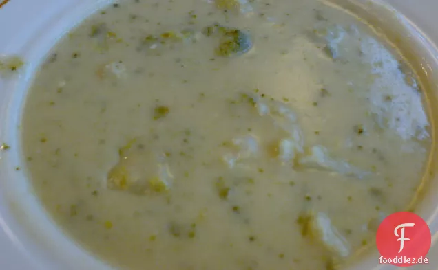 Einfache käsige Tommysuppe