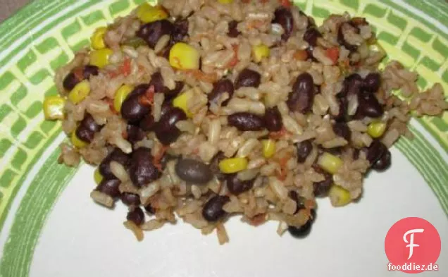Reis und schwarze Bohnen (Reiskocher)