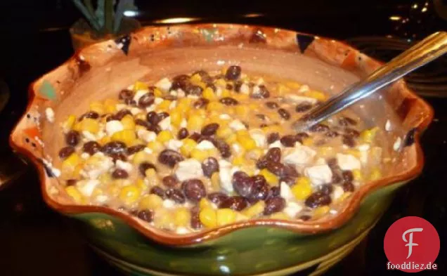 Mais und Schwarze Bohnen Salsa Mit Feta-Käse