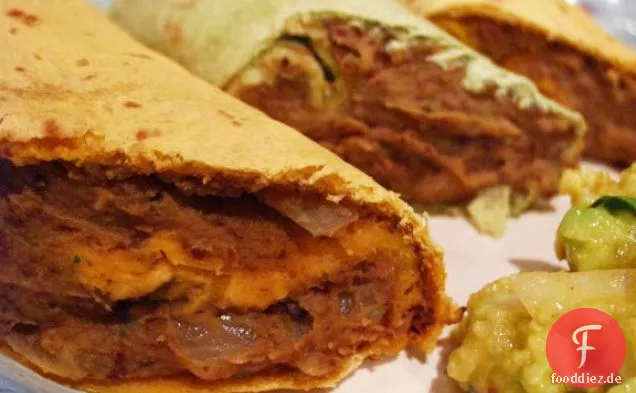 Burrito aus Süßkartoffeln und schwarzen Bohnen
