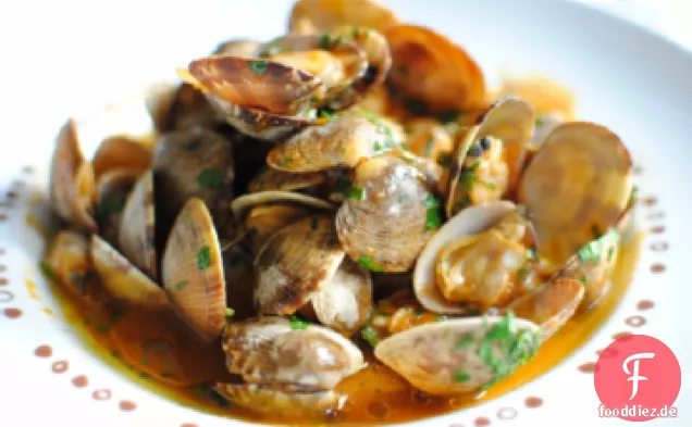 Muscheln in Tomatensauce