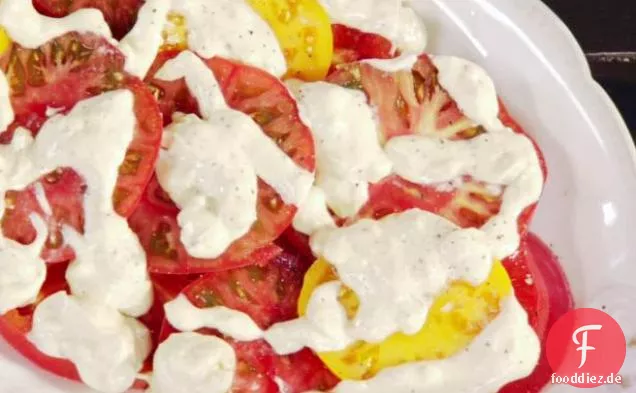 Blauschimmelkäse und Tomatensalat