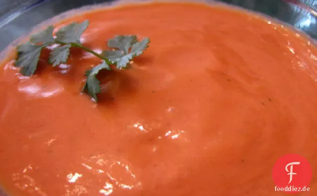 Rohe Tomaten-Koriander-Suppe