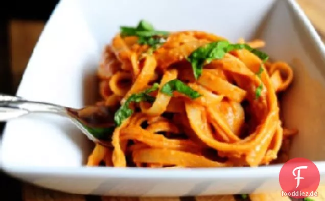 Pasta mit Tomatenrahmsauce